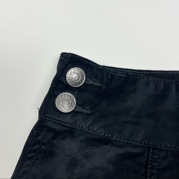 Free People Retro Black Velvet Mini Skirt Zipper & Button Detail Size 27 - Picture 2 of 7